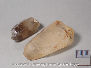 石英（煙水晶）