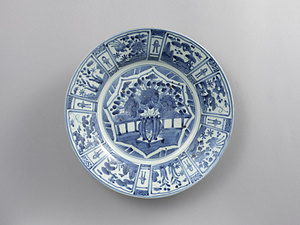 染付芙蓉手花盆図大皿