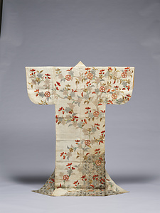 白麻地桜立木文様帷子