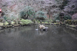 産神社の水
