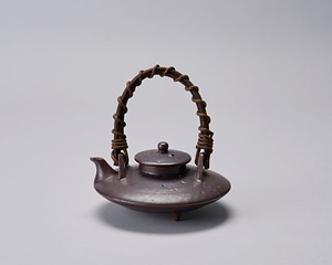 黒千代香水滴