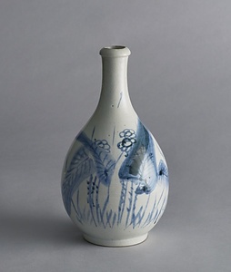 染付草花文徳利