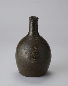 黒釉徳利