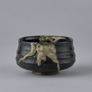 黒釉白泥流茶碗