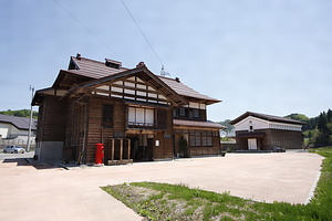 旧室岡家住宅（十日町市まつだい郷土資料館）