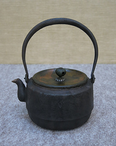 鉄瓶
