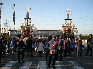 内母神社の石取祭
