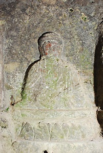 山添磨崖仏岩薬師　附板碑八基