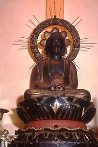 木造阿弥陀如来坐像