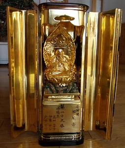 厨子入南矢臼別馬頭観世音菩薩坐像