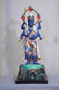 崇蓮寺の木造青面金剛像