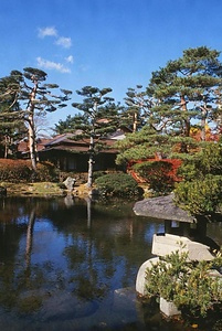 鳥潟会館（旧鳥潟家住宅）庭園