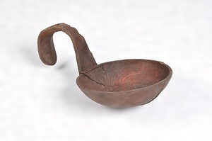 下加茂遺跡１号方形周溝墓出土品