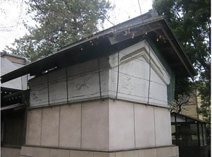 鈴木稲荷神社本殿覆屋の鏝絵