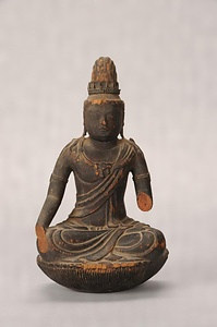 木造菩薩形坐像