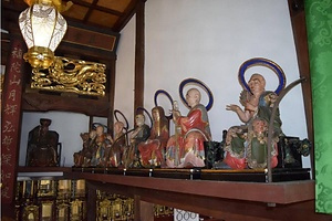 木造十六羅漢像