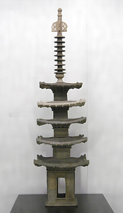 萩ノ原遺跡出土瓦塔