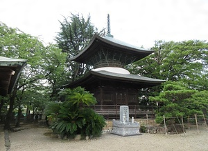 笠覆寺　多宝塔