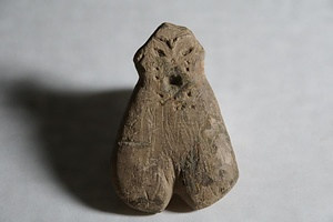 赤松遺跡出土岩偶