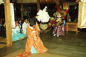 横代神楽<BR/>附　神楽面８面