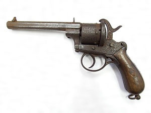 LEFAUCHEUX ６連発リボルバー　ピン打銃　一挺