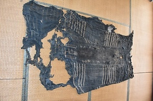 八木巻神楽　附　安政六年銘　獅子頭権現幕<br />
　　　　　　　　　　　獅子頭２頭<br />
　　　　　　　　　　　明治三十三年銘神楽衣装(千早)<br />
