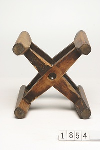 1854 糸枠