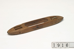 1916 杼