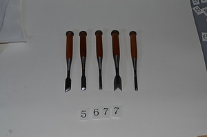 5677 彫刻ノミ