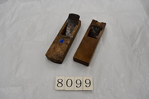 8099 鉋