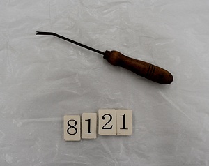 8121 革加工具