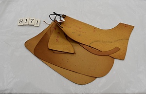 8171 乗馬用ゲートル型紙