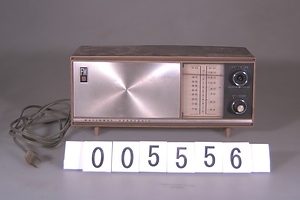 5556 ラジオ