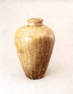 灰釉魚波文瓶子