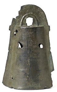 四区袈裟襷文銅鐸