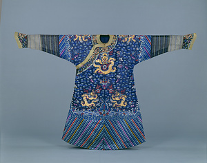 龍袍 青地絽刺