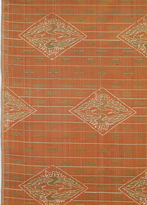 花入り段向鶴菱文様繻珍