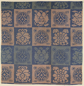 花七宝入り石畳文様緞子（遠州緞子）