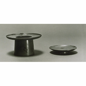 浪千鳥蒔絵盃及盃台