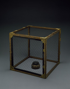 牡丹唐草蒔絵伏籠