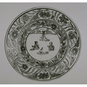 色絵草花人物文小皿 伊万里