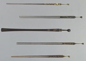 籬に菊金銀造り簪