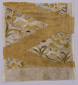 染織裂 染分練貫地松皮菱取り菊桐文様繍箔裂