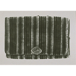 縞文様ビロード半懐中（白銅鏡つき）