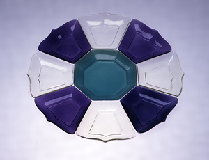 型吹き色替り八角ガラス皿揃