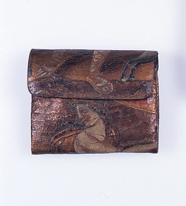 天女図金唐革煙草入