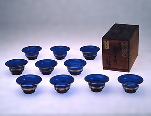 金彩藍色ガラス碗