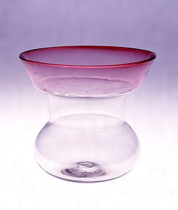 金赤色縁水臅形ガラス金魚鉢