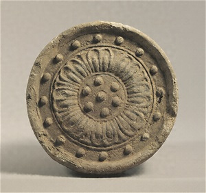 複弁八葉蓮華文軒丸瓦（伝東大寺出土）