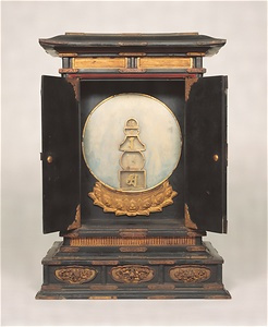 黒漆五輪塔嵌装舎利厨子